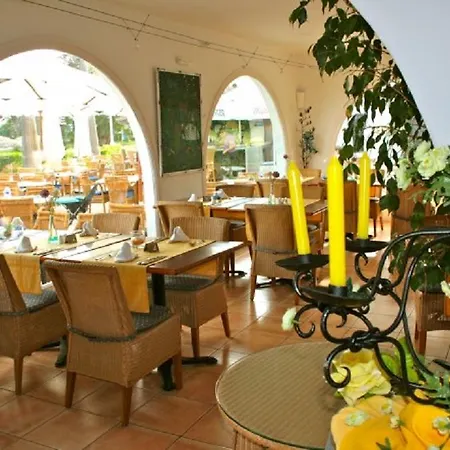 Parquemar Apartment