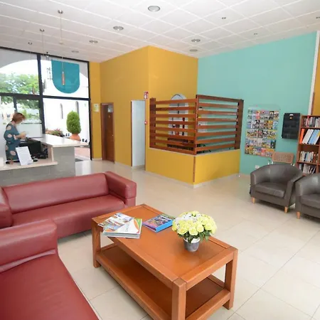 Parquemar Apartment *